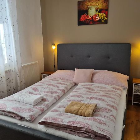 Fertodi Kuria Vendeghaz Hotel Luaran gambar