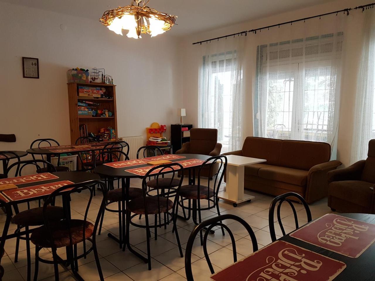 Fertodi Kuria Vendeghaz Hotel Luaran gambar