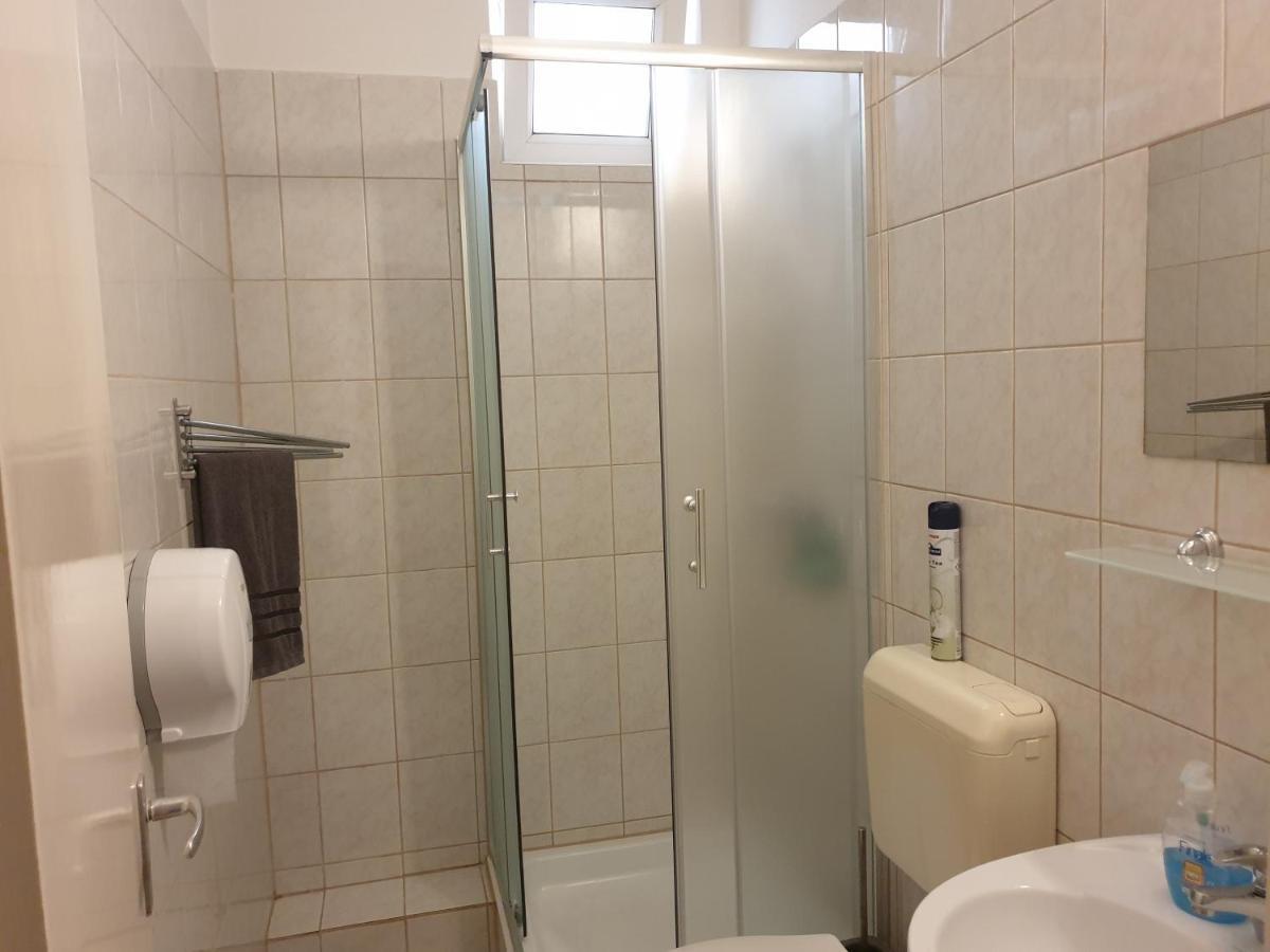 Fertodi Kuria Vendeghaz Hotel Luaran gambar